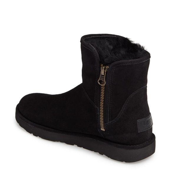 UGG Abree II Sheepskin Mini Boot BLACK 6 (SE7 - Picture 2 of 8